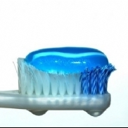 Alm da crie dentria: Porque a higiene dental  to importante