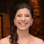 Adriana Garcia - Gerente bancria